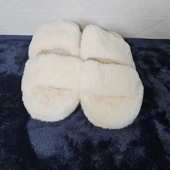 Fabletics Snug Lounge Slippers Sz 9 - Picture 9 of 10